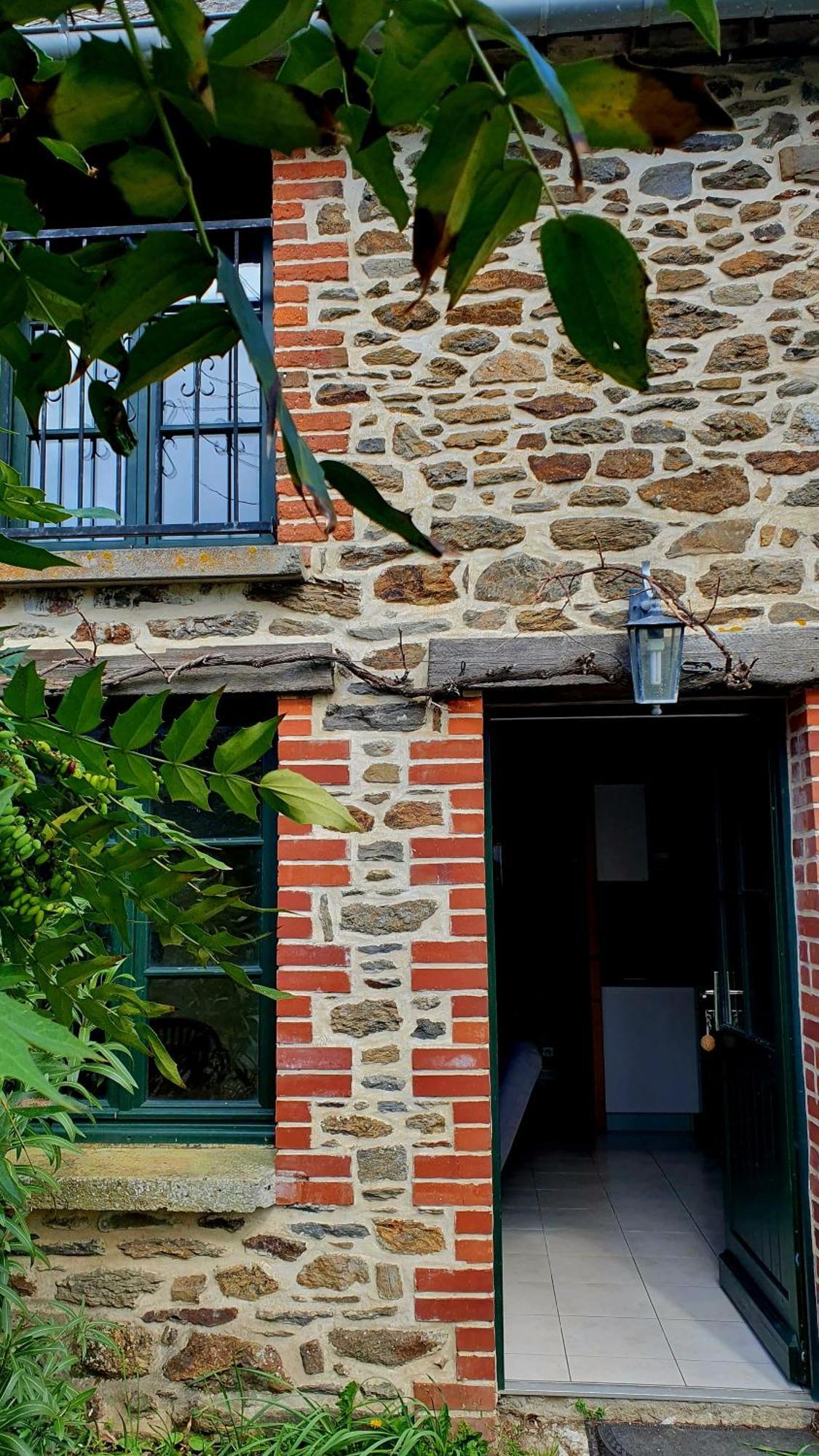 L'Auberge De La Porte Saint-Jouan-des-Guérets المظهر الخارجي الصورة