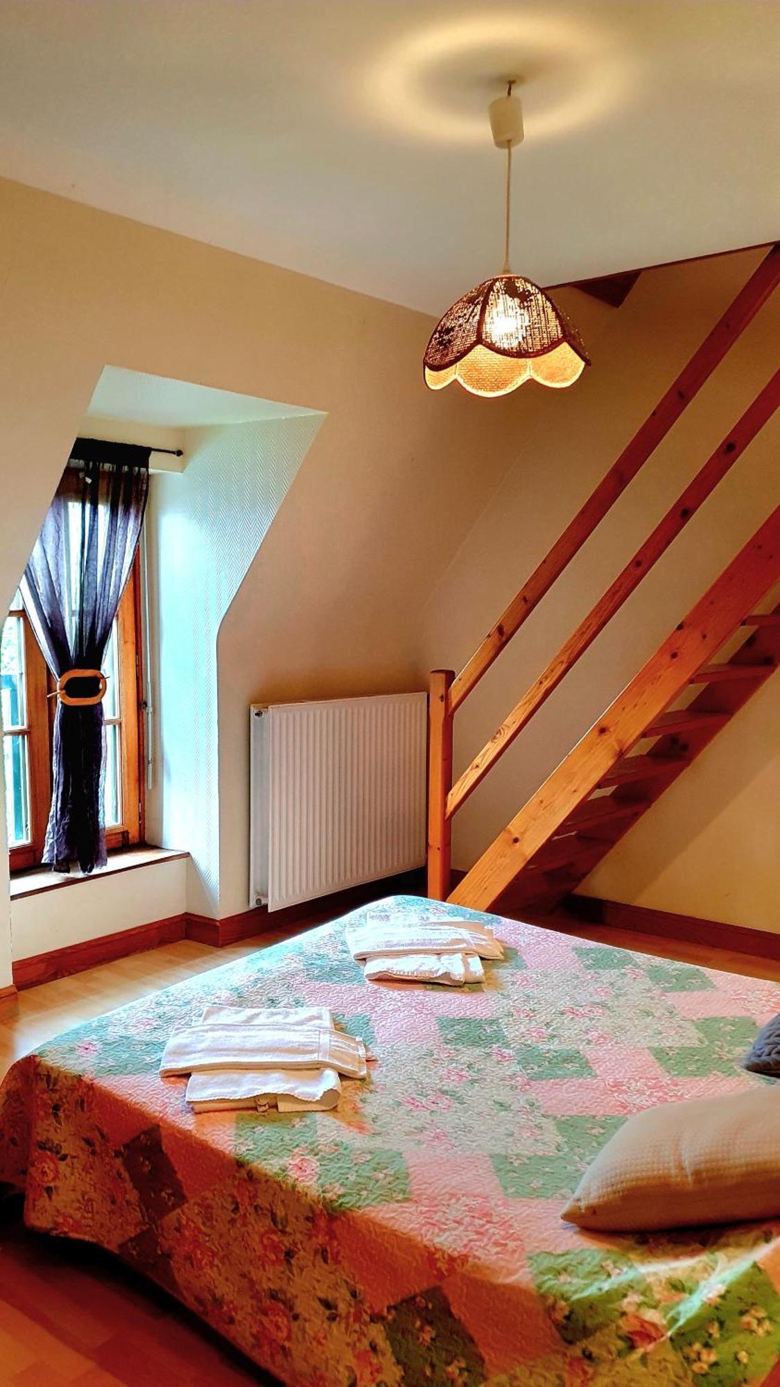 L'Auberge De La Porte Saint-Jouan-des-Guérets الغرفة الصورة